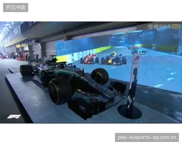 F1新加坡大奖赛：汉密尔顿盼追平维特尔，拉塞尔卫冕之旅启航